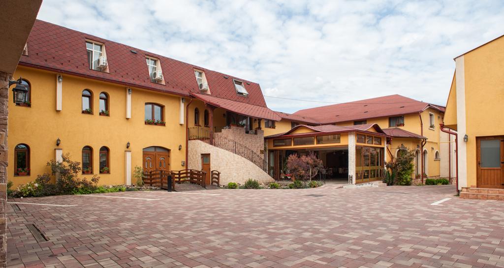 Pension La Fontana Baia Mare Ngoại thất bức ảnh